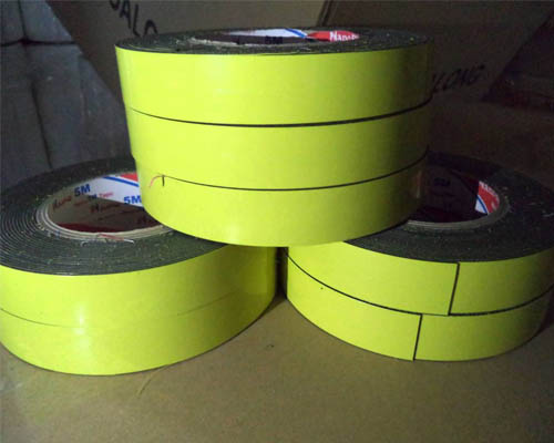 San-xuat-bang-keo-mouse-xop-mien-nam